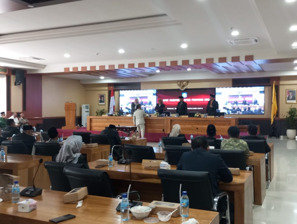 Rapat Paripurna IV Bahas Perubahan APBD 2025, DPRD NTB Tekankan Optimalisasi PAD dan Peningkatan Kualitas Layanan Publik